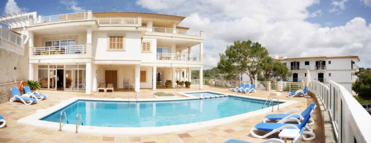 Apartamentos Villa Sirena Cala Figuera  Exterior photo